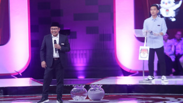 Muhaimin Iskandar dan Gibran Rakabuming Raka dalam Debat Cawapres Pemilu 2024