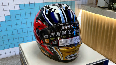 Helm Arai RX-7 Nakano Shuriken Gold