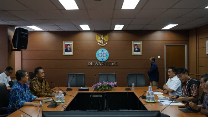 Kepala Staf Kepresidenan Moeldoko ke Dewan Pers