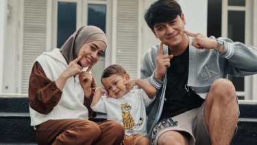 Lesti Kejora, Rizky Billar dan sang putra.