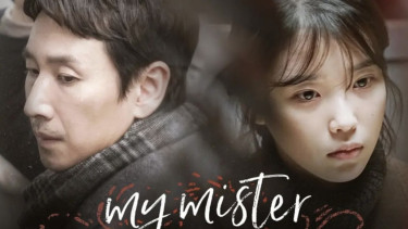 Lee Sun Kyun dan IU.