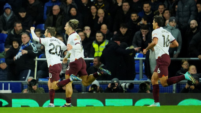 Pemain Manchester City rayakan gol