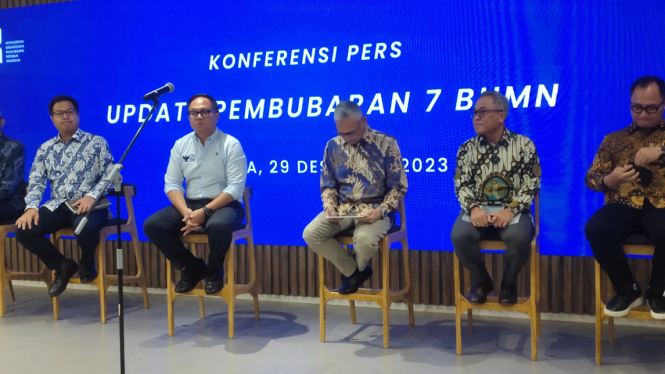 Konferensi pers update pembubaran 7 BUMN