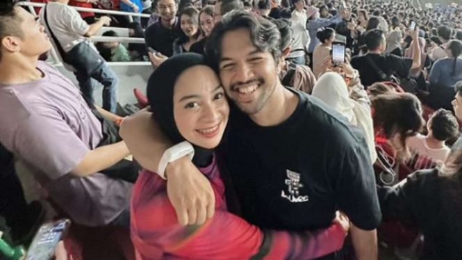Ira Nandha dan Elmer Syaherman