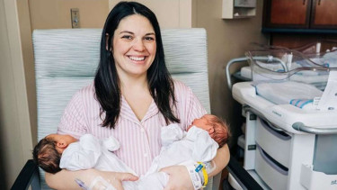 Kelsey Hatcher yang memiliki dua rahim