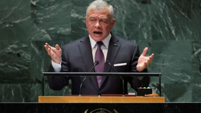 Raja Yordania Abdullah II berpidato pada sidang ke-78 Majelis Umum PBB di New York, AS, 19 September 2023.