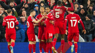 Pemain Liverpool rayakan gol
