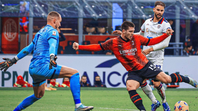 Luka Jovic, AC Milan vs Cagliari