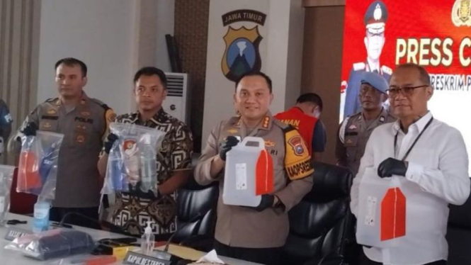 Polisi merilis kasus tewasnya 3 musisi saat tampil di Hotel Vasa Surabaya, jatim