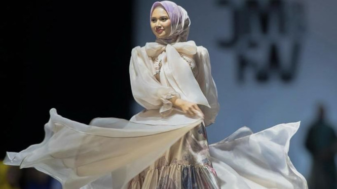 Ilustrasi Busana Muslimah
