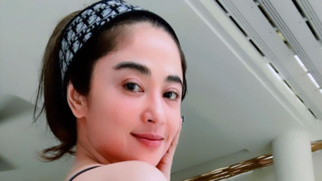 Dewi Perssik
