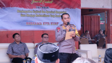 Kapolda Sulsel Irjen Andi Rian