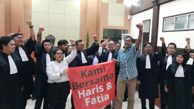 Haris Azhar dan Fatia Maulidiyanti divonis bebas