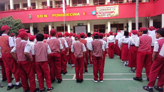 Siswa SDN Pondokcina 1, Depok