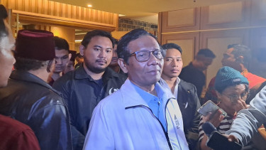 Cawapres Mahfud MD di Pura Pakualaman, Yogyakarta 