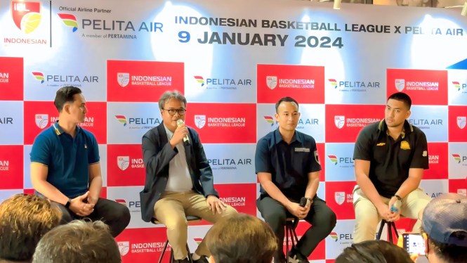 Konferensi pers kerja sama IBL-Pelita Air