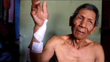 Warga di Desa Bandar Agung, Kabupaten Lampung Selatan.