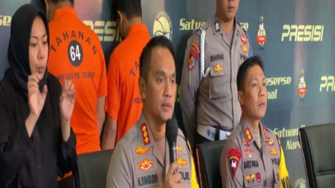 Kapolres Jakbar Kombes M Syahduddi rilis kasus pemukulan asisten Saipul Jamil.