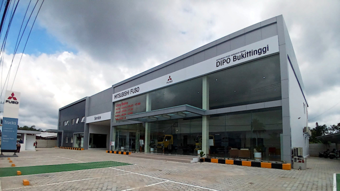 Relokasi diler Mitsubishi Fuso di Bukittinggi