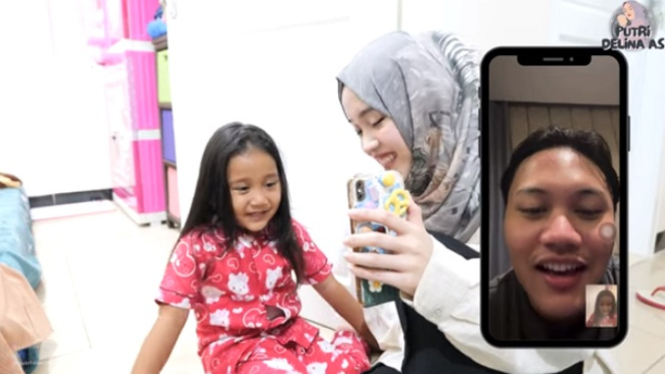 Rizky Febian, Putri Delina dan adik tirinya, Bintang.
