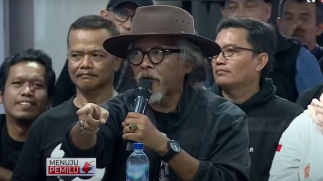 Budayawan Sujiwo Tejo dalam acara Menuju Pemilu tvOne.