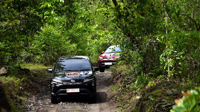 Terios 7 Wonders Ternate-Halmahera