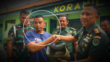 VIVA Militer: DM di Koramil Jatitujuh.