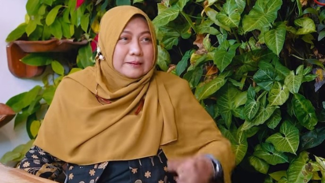 dr Aisah Dahlan