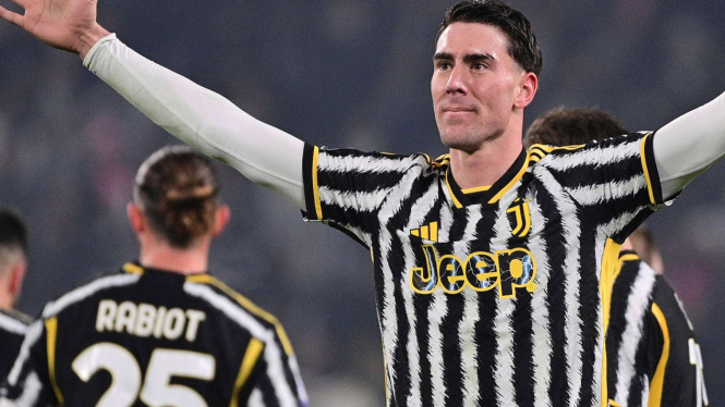 Pemain Juventus, Dusan Vlahovic rayakan gol