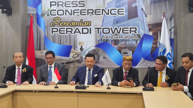 Otto Hasibuan meresmikan gedung Peradi atau Peradi Tower