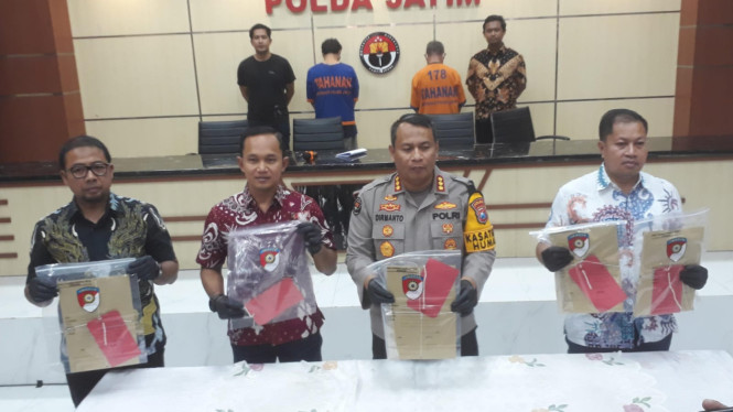 Polda Jatim merilis kasus penipuan calon ASN.