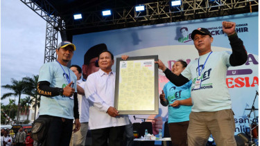 Prabowo Subianto bertemu dengan sobat ojol