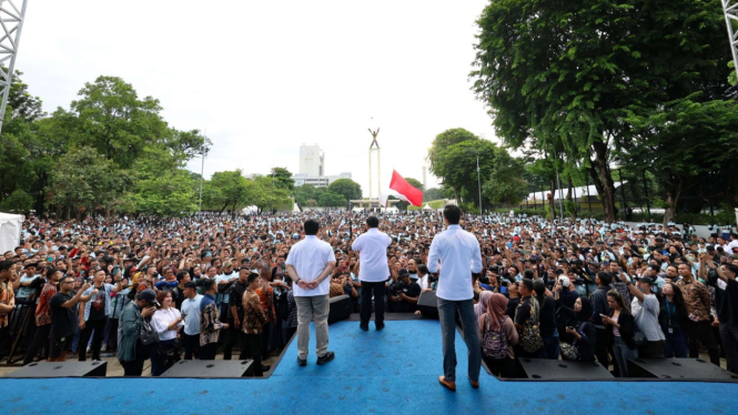 Prabowo Subianto bertemu dengan sobat ojol
