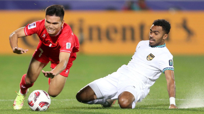 Yakob Sayuri, Duel Vietnam vs Timnas Indonesia
