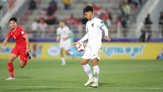 Penyerang Timnas Indonesia, Hokky Caraka