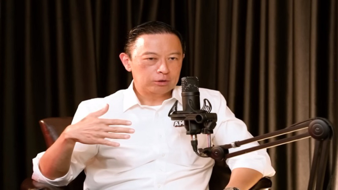 Co Captain Thomas Lembong atau Tom Lembong di Podcast Total Politik