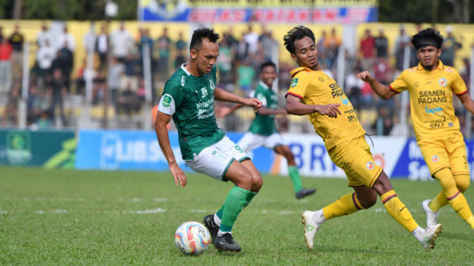 PSMS Medan vs Semen Padang di Stadion Baharoeddin Siregar.