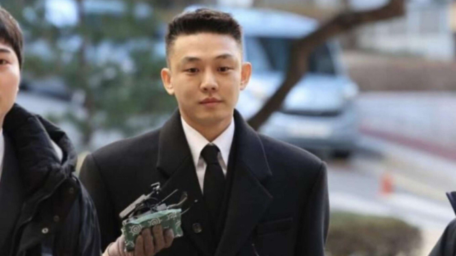 Yoo Ah In usai selesai sidang kedua kasus narkoba