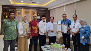 Perdokhi serahkan file Senam Haji Indonesia kepada Kemenag