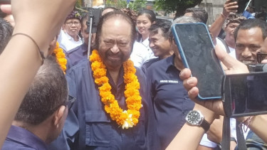 Ketua Umum Partai NasDem Surya Paloh dalam kampanye tatap muka yang digelar di Kantor DPW NasDem Provinsi Bali