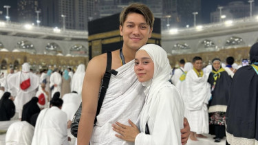 Rizky Billar dan Lesti Kejora.