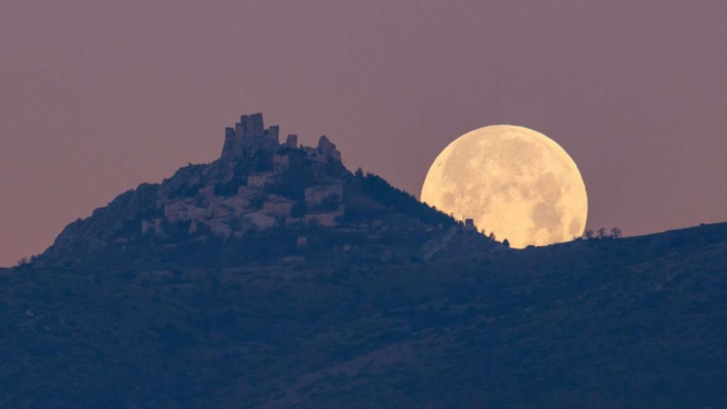 Wolf Moon.