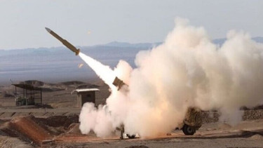 VIVA Militer: Serangan rudal balistik milisi Houthi Yaman