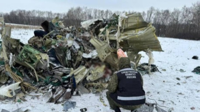 VIVA Militer: Bangkai pesawat Ilyushin Il-76 militer Rusia