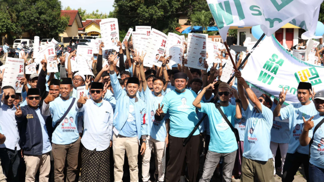 Relawan Samawi di Cirebon