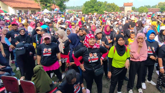Senam Goyang Gemoy di Sragen Jateng Dibanjiri Masyarakat