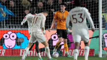 Duel Newport vs Manchester United