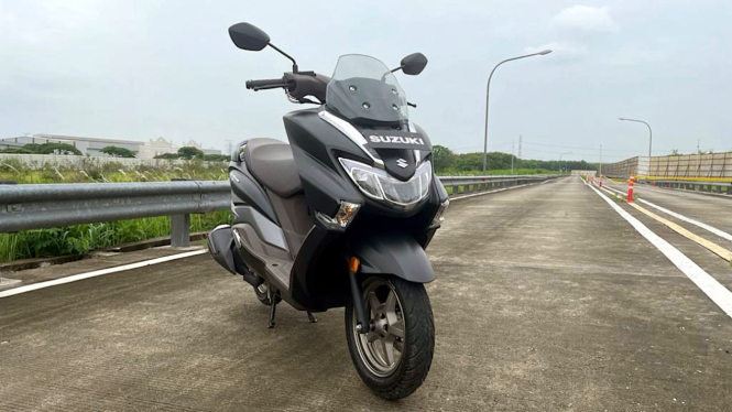 Suzuki Burgman Street 125 EX
