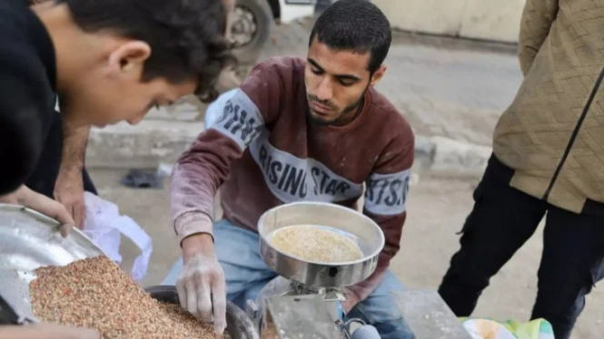 Palestinians (Middle East Eye/Mohammed al-Hajjar)