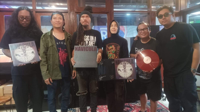 Grup Band Navicula merilis album ke-11 versi piringan hitam